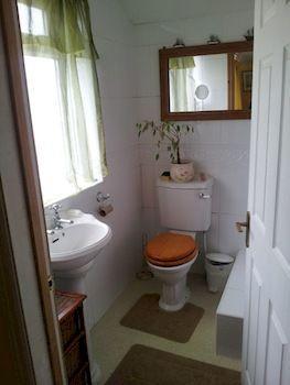 Colchester City Cottage Bagian luar foto