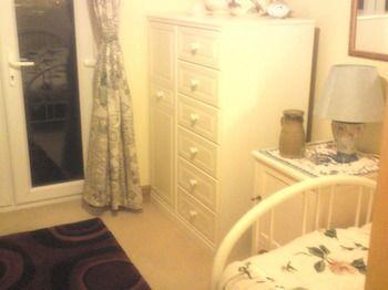 Colchester City Cottage Bagian luar foto