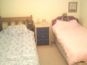 Colchester City Cottage Bagian luar foto